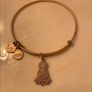 BOGO FREE JEWELRY buddha bracelet